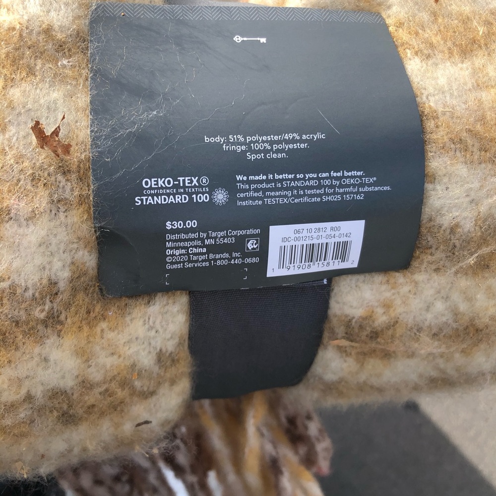Target threshold throw blanket - Picture 2 of 2